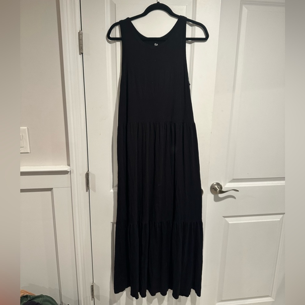 SO Black Maxi